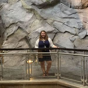 Meet your Posher, Lara-grace